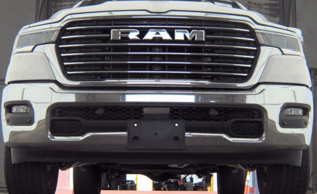 Used 2025 RAM Ram 1500 Pickup Laramie with VIN 1C6SRFJPXSN624205 for sale in Kansas City