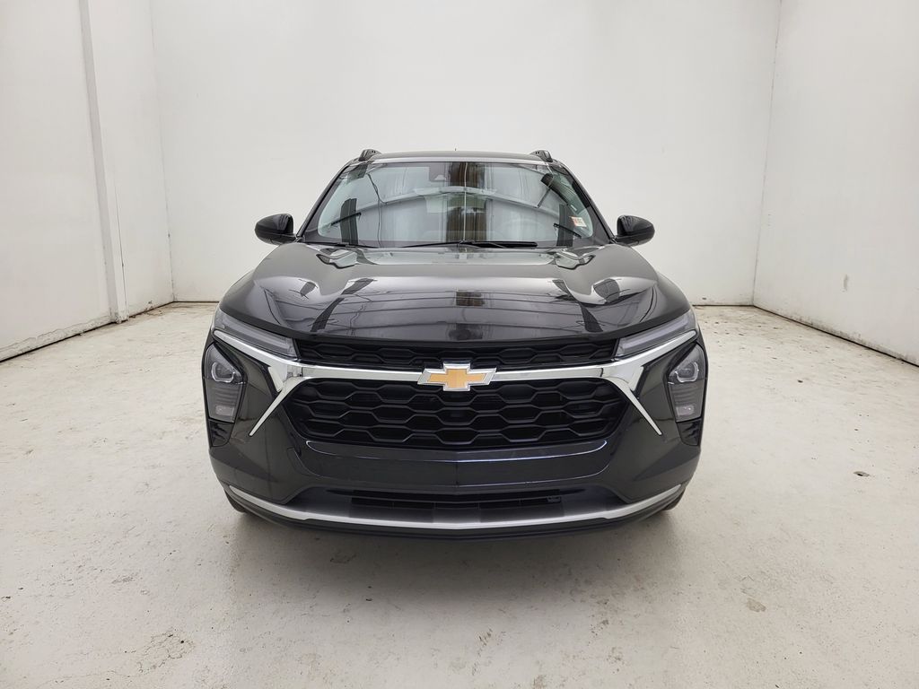 2024 Chevrolet Trax LT photo 16