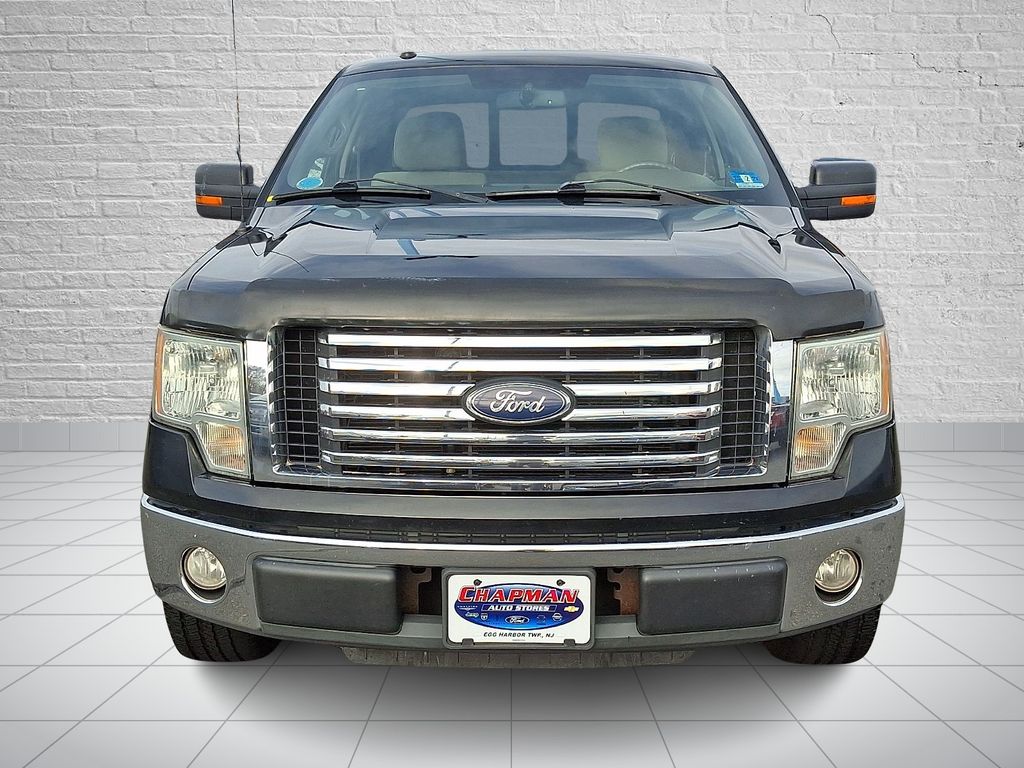2010 Ford F-150 XLT photo 2