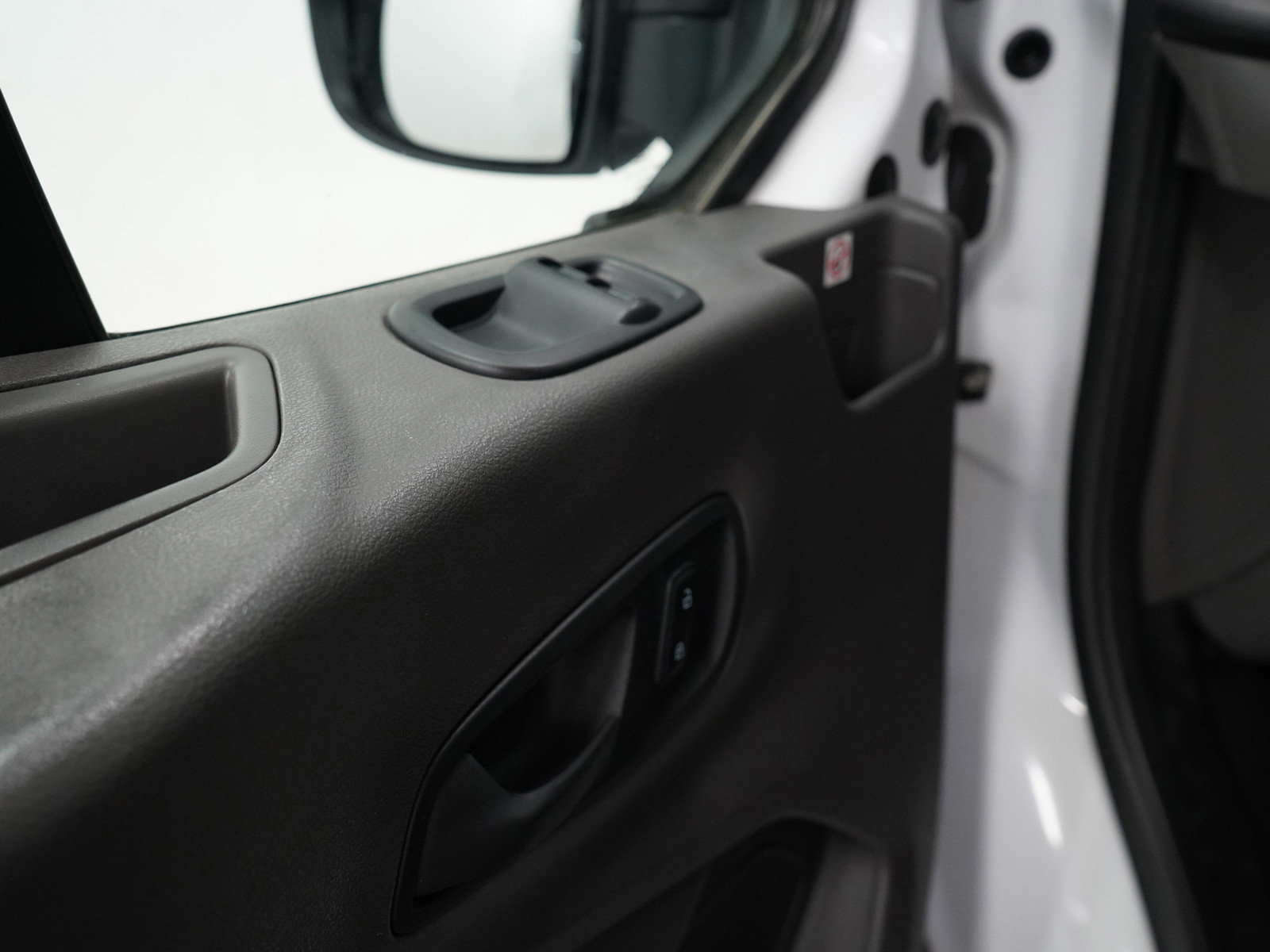 2020 Ford Transit photo 17