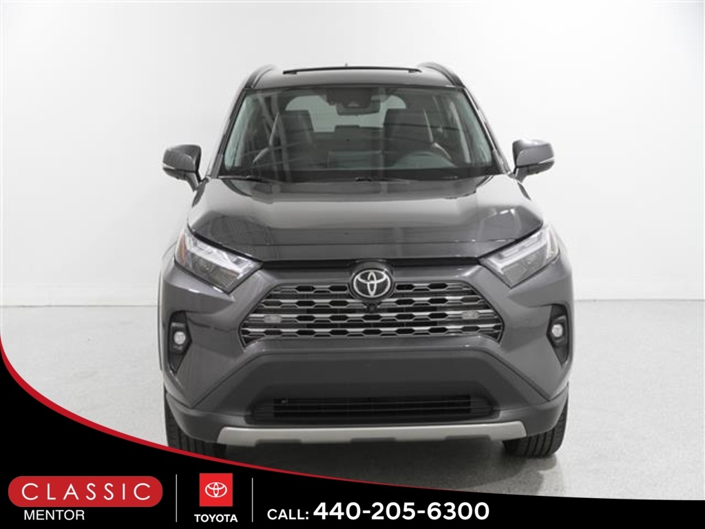 2022 Toyota RAV4 Limited photo 2