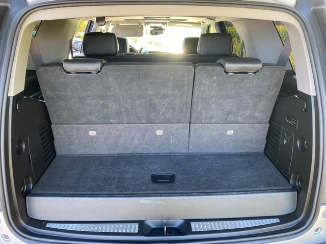 2016 Chevrolet Tahoe LT photo 25