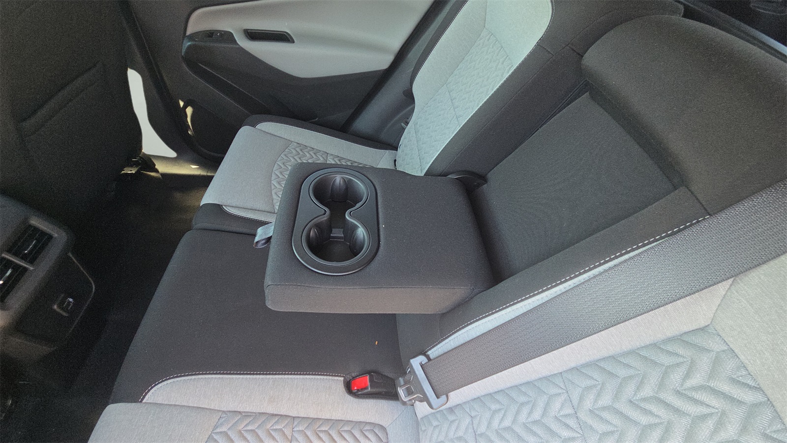 2023 Chevrolet Equinox LT photo 17