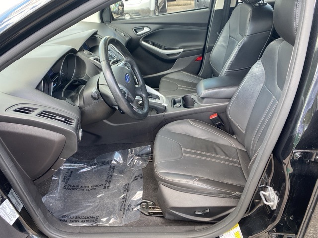 2014 Ford Focus SE photo 9