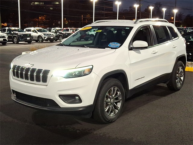 2019 Jeep Cherokee Latitude photo 2