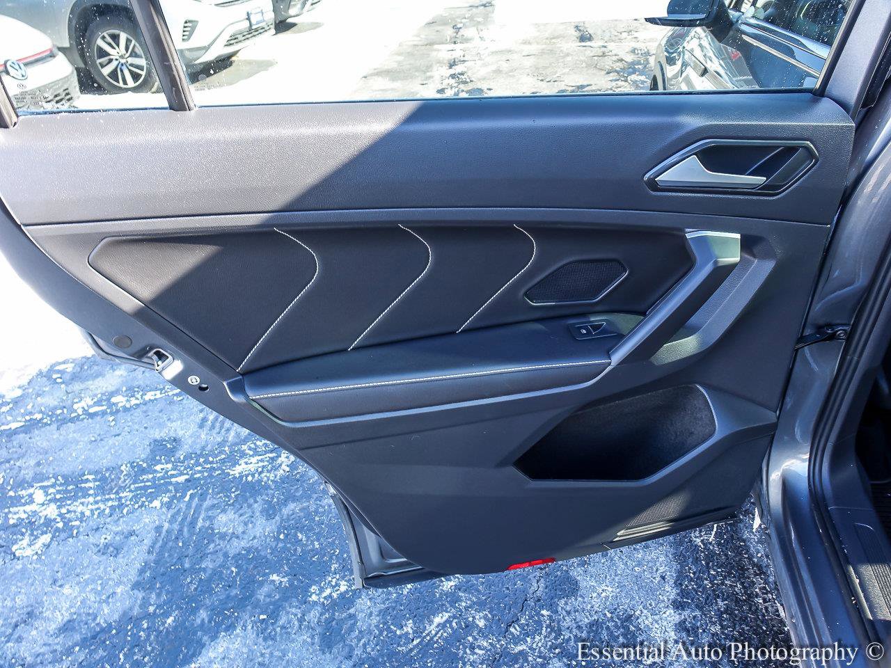 2023 VOLKSWAGEN TIGUAN - Image 20