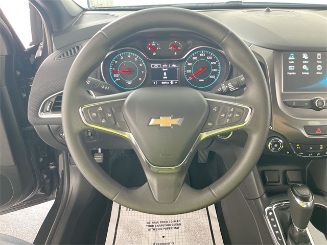 2017 Chevrolet Cruze LT photo 36