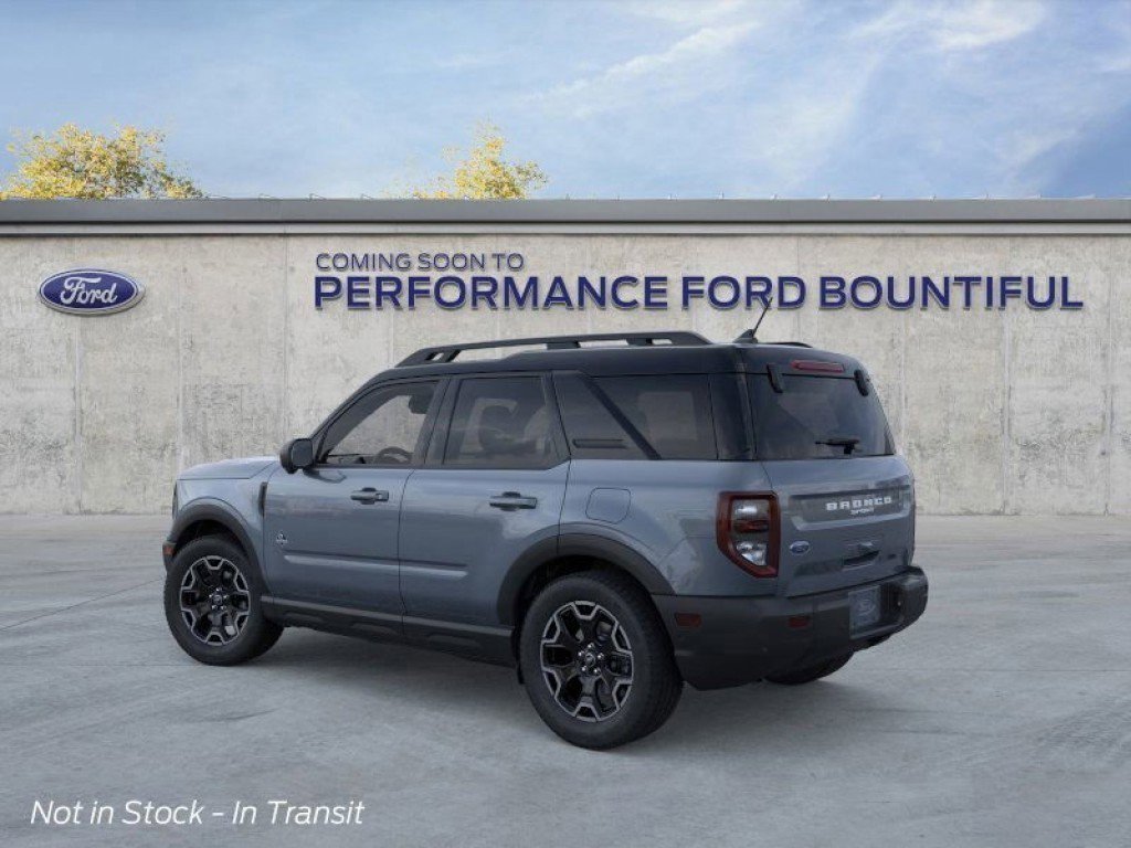 2025 Ford Bronco Sport Outer Banks photo 3