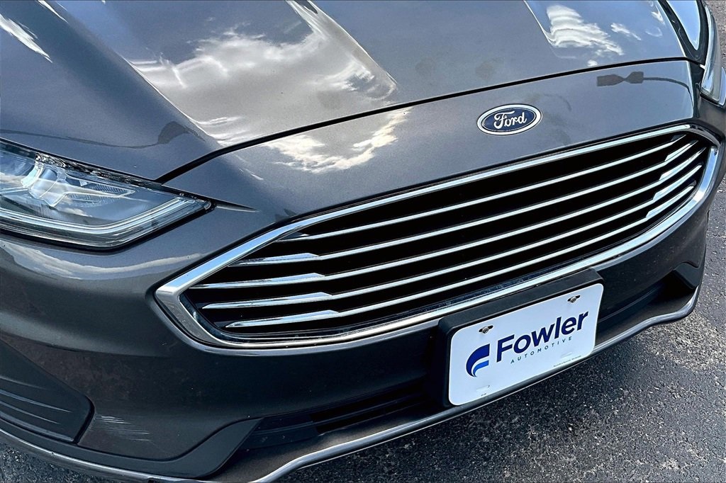 2020 Ford Fusion Hybrid SE photo 27