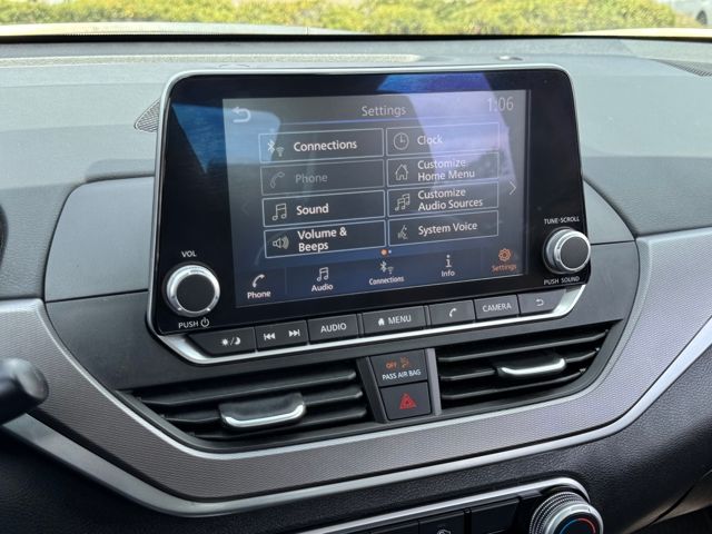 2024 Nissan Altima 2.5 SR photo 9