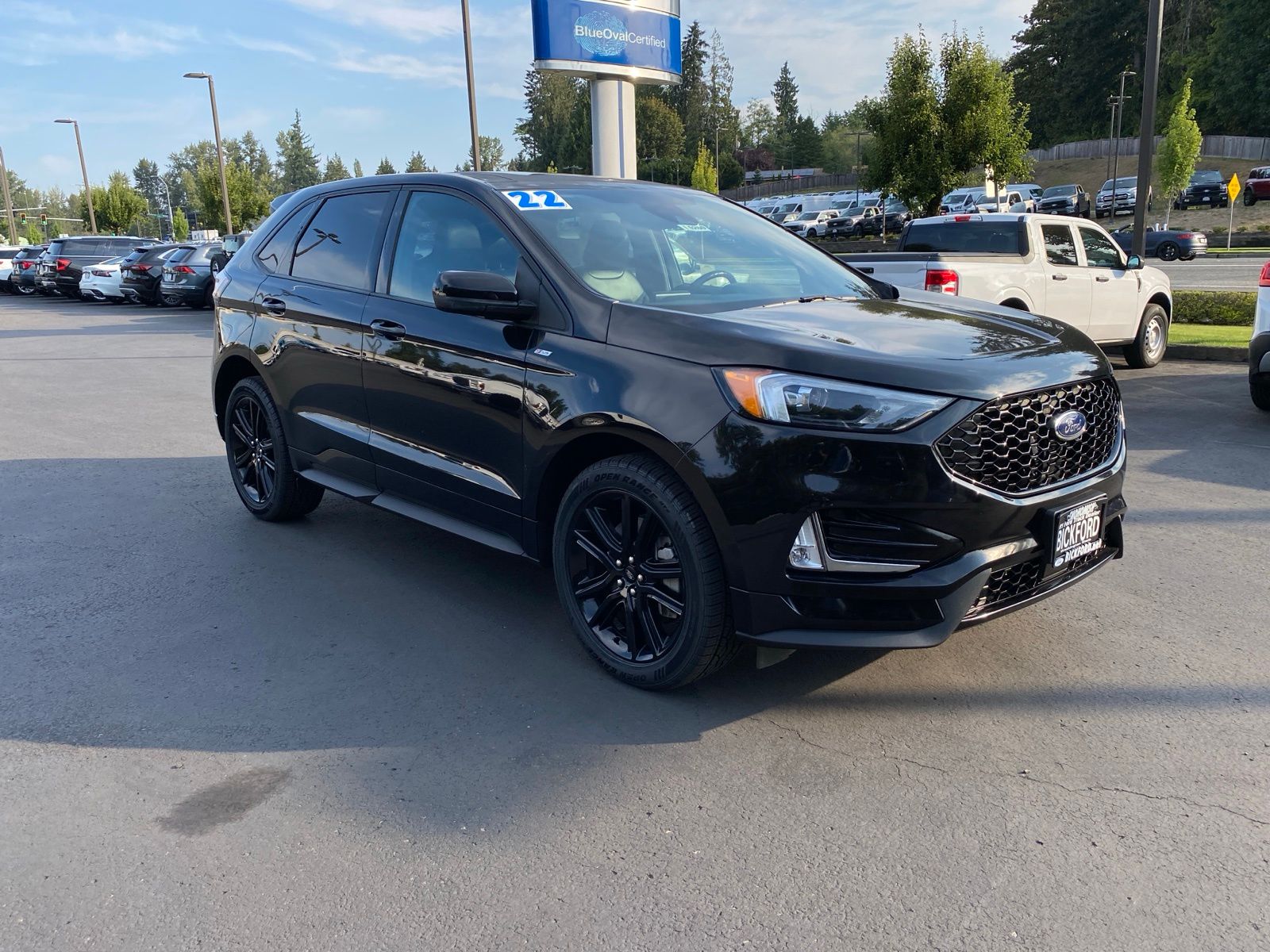 2022 Ford Edge SEL photo 3
