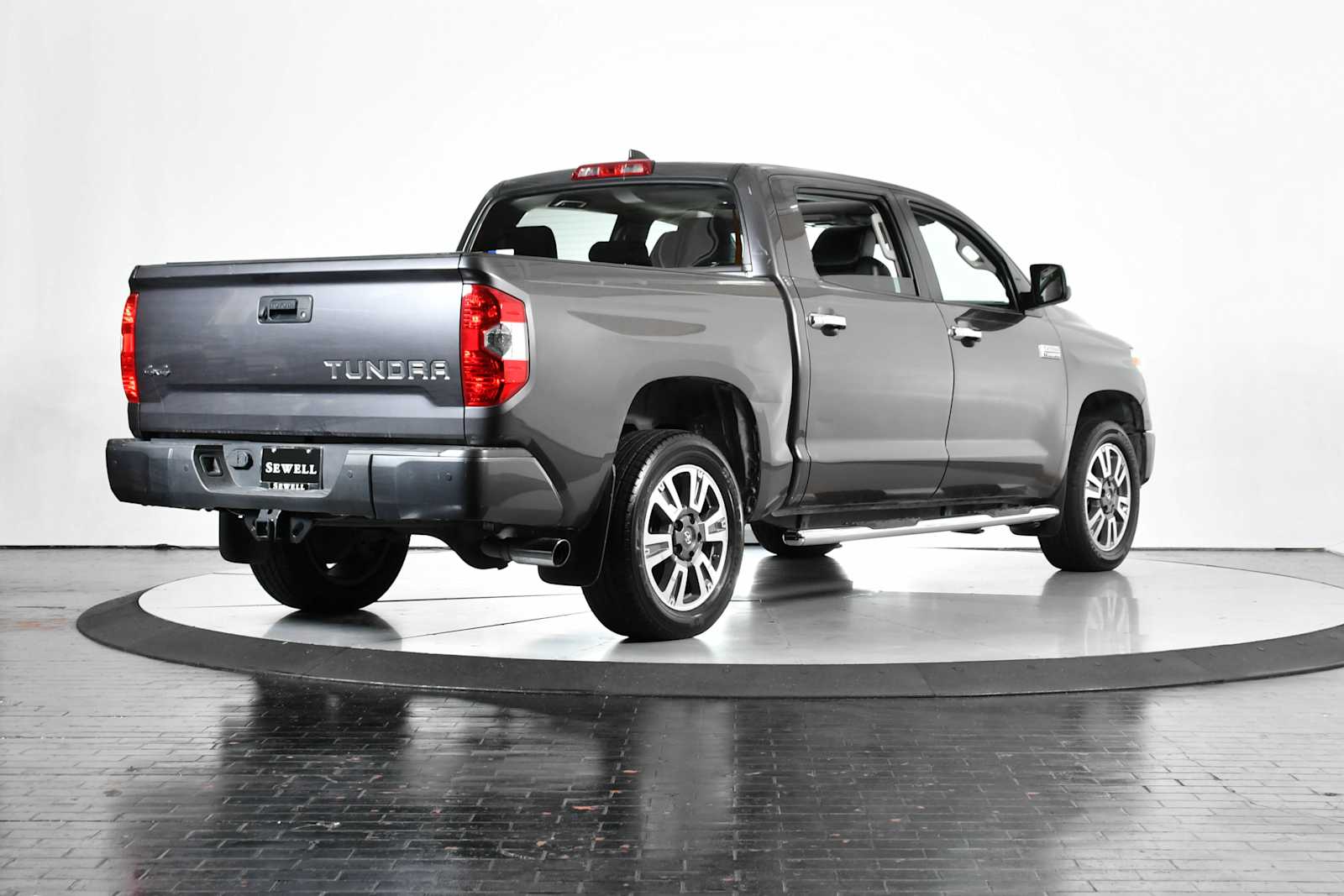 2020 Toyota Tundra Platinum Grade photo 5