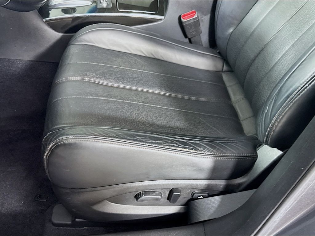 2016 Infiniti QX70 photo 20