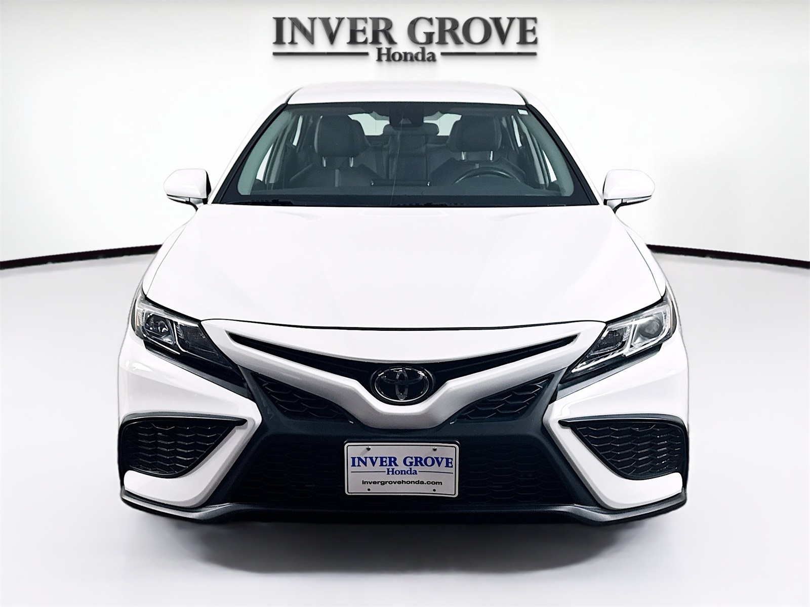 Used 2024 Toyota Camry SE with VIN 4T1G11AK2RU228634 for sale in Inver Grove Heights, Minnesota