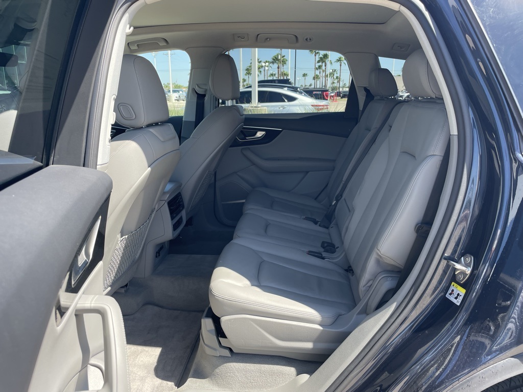 2023 Audi Q7 55 Premium Plus photo 19