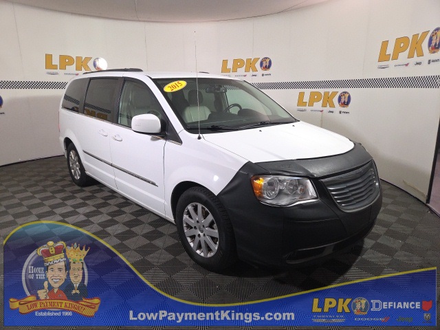 2015 Chrysler Town & Country Touring