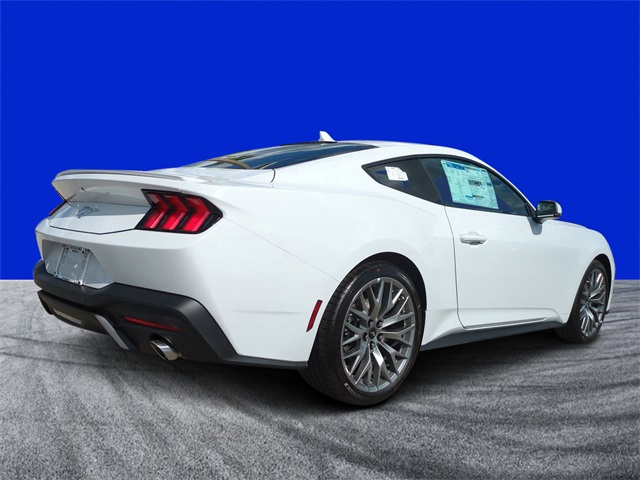 2025 Ford Mustang EcoBoost Premium photo 3