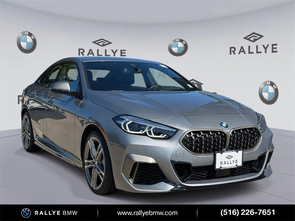 2024 BMW 2 Series M235i's photo