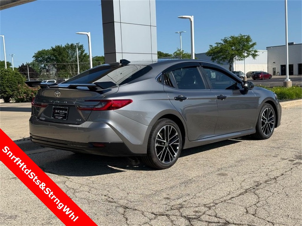 2025 Toyota Camry XLE photo 3