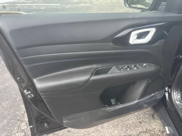2026 Jeep Compass Latitude photo 4