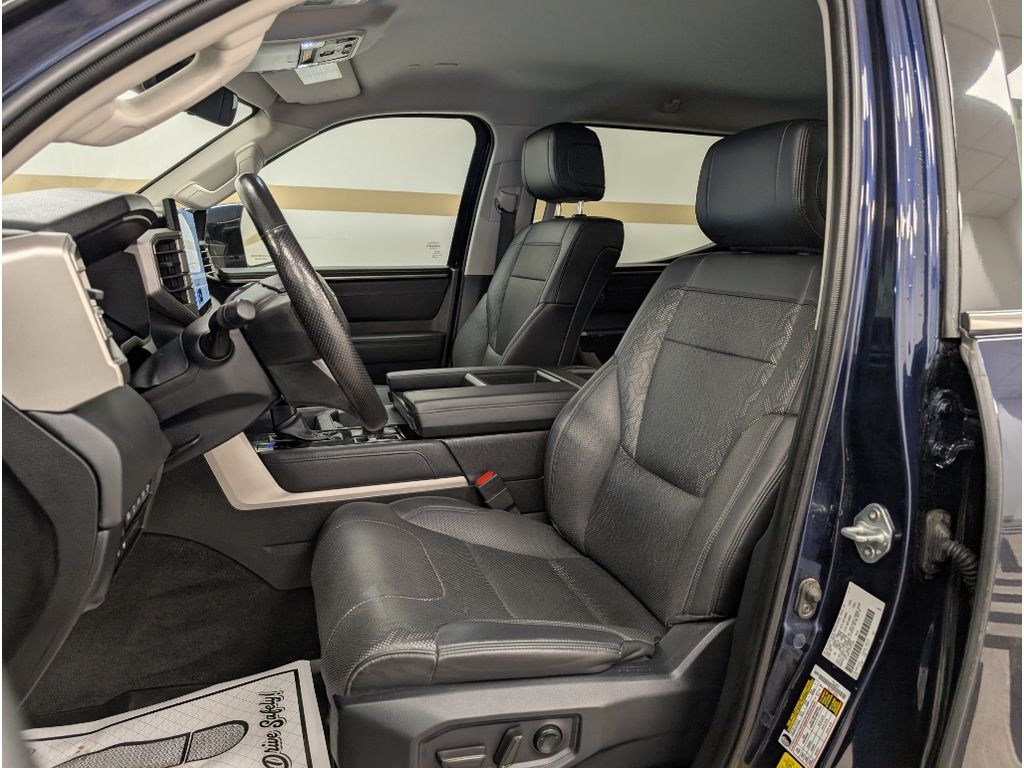 2023 Toyota Tundra Limited photo 4