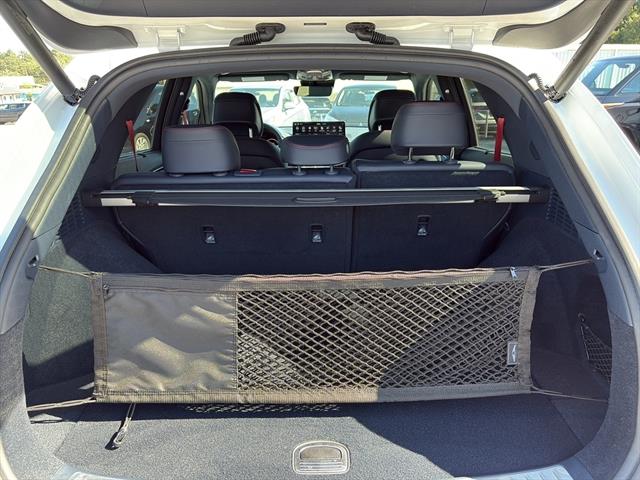 2025 Genesis GV70 2.5T Standard photo 12