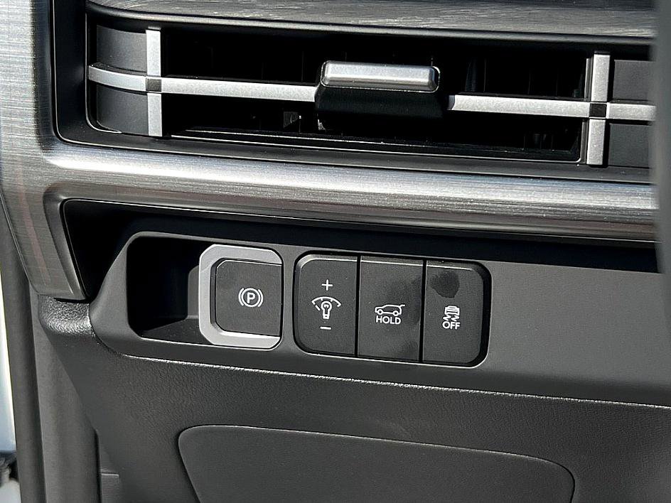 2025 Hyundai Santa Fe Limited photo 16