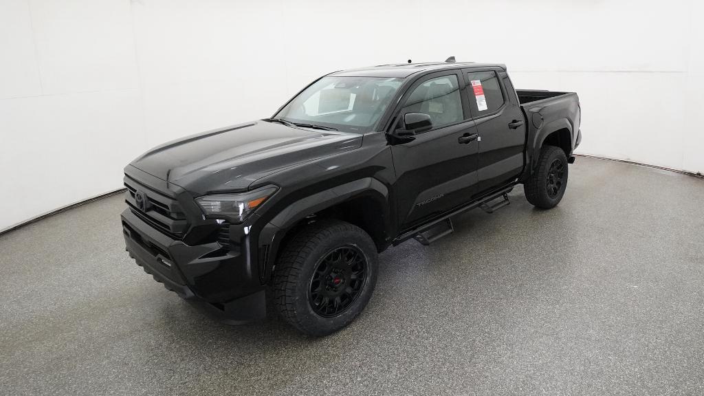 2025 Toyota Tacoma SR5's photo