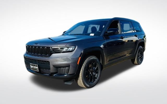 2025 Jeep Grand Cherokee Altitude X photo 2