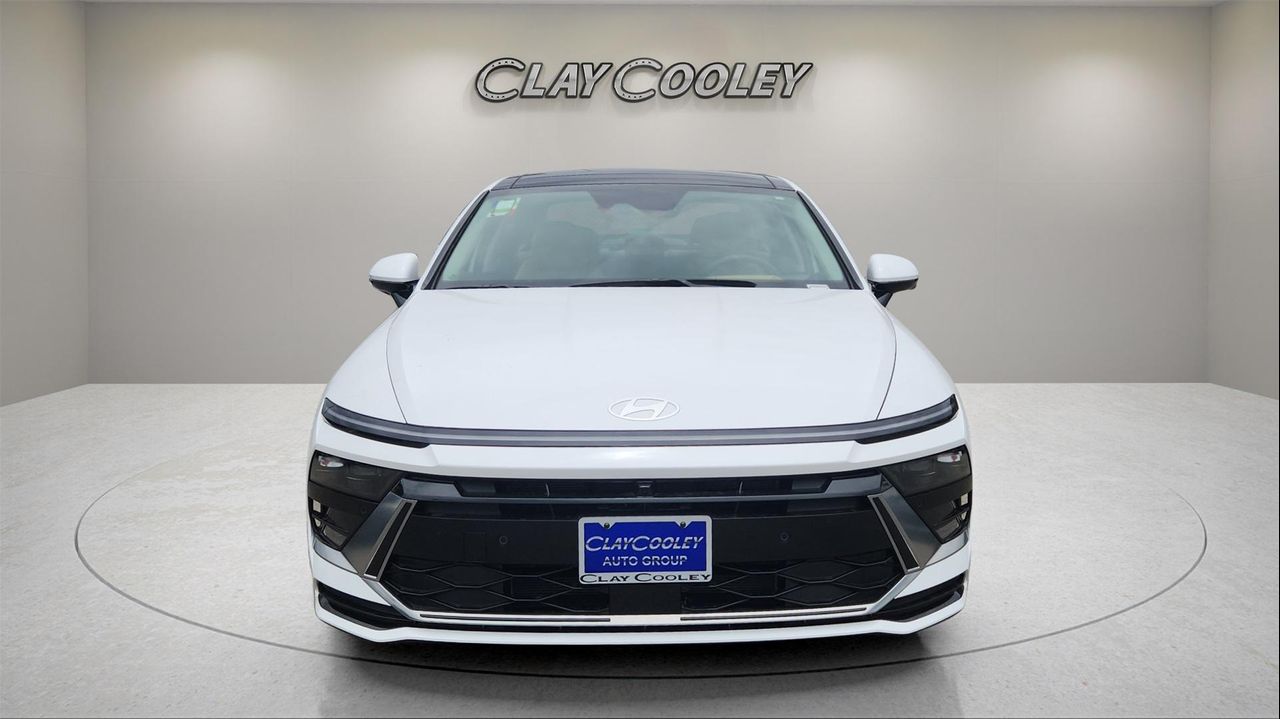 2025 Hyundai Sonata Hybrid Limited photo 8