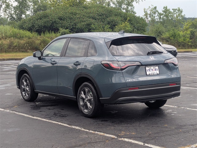 2026 Honda HR-V LX photo 8