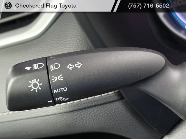 2024 Toyota RAV4 Hybrid XLE photo 22
