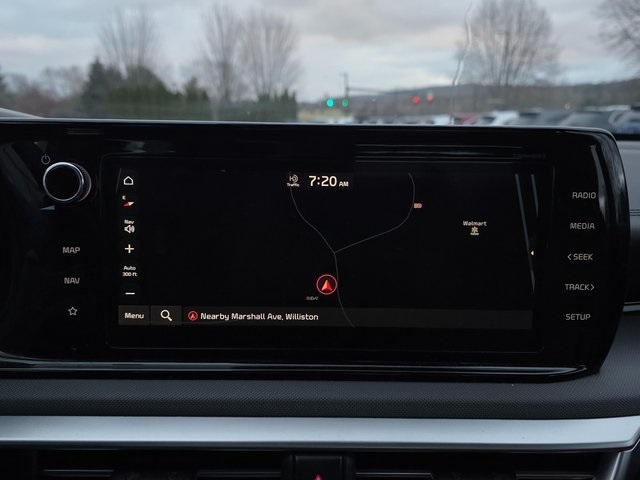 2023 Kia K5 GT-Line photo 2