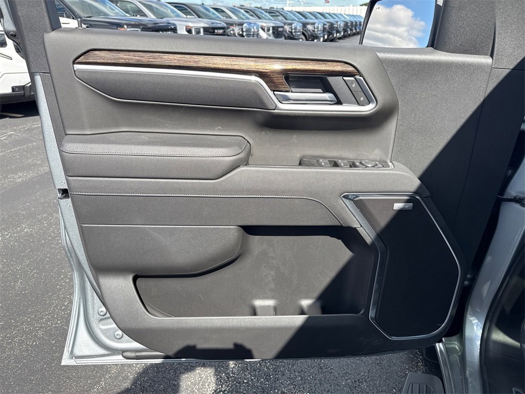 2026 GMC SIERRA - Image 13