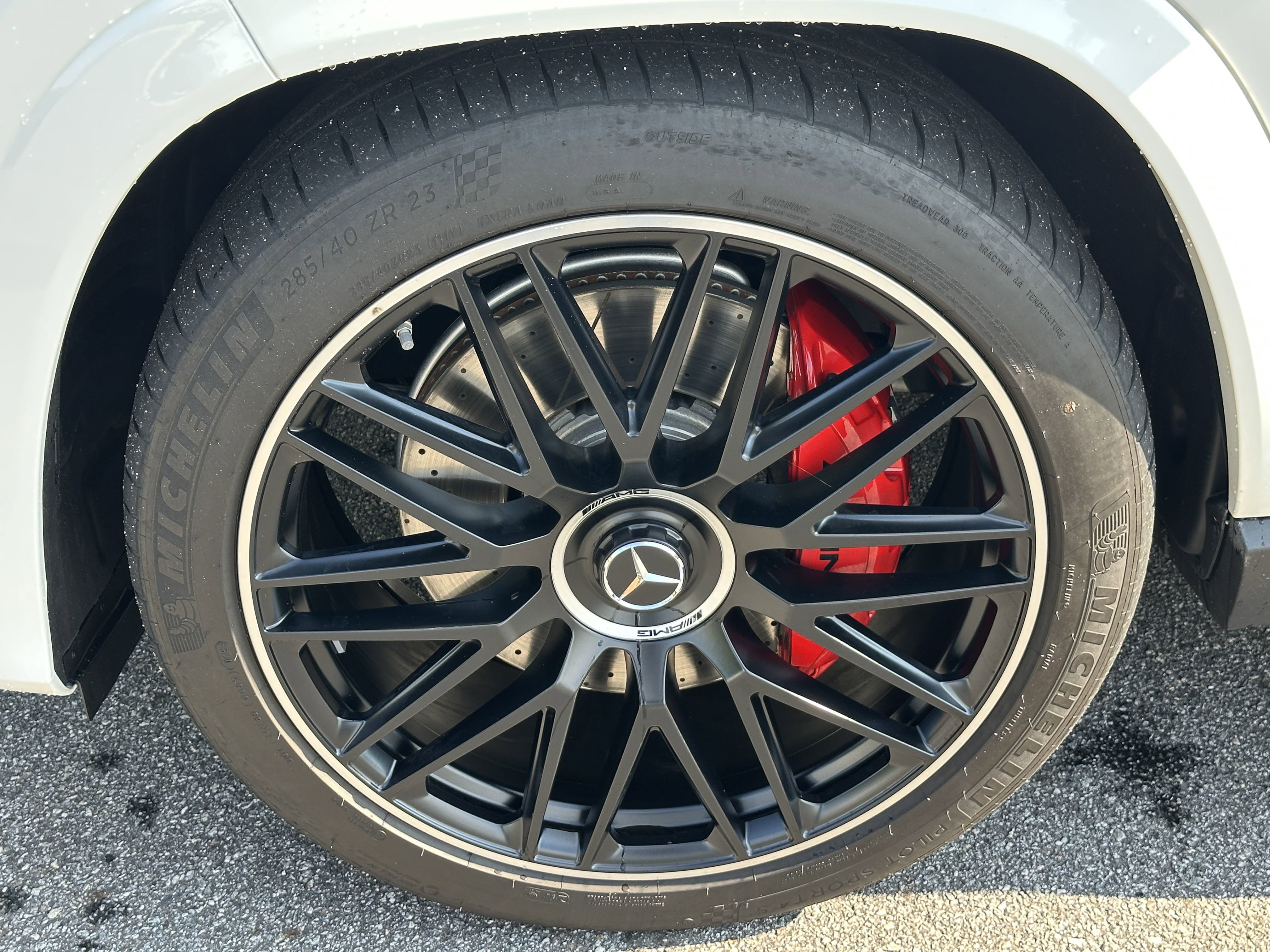 2024 Mercedes Benz GLS AMG 63 4MATIC photo 3