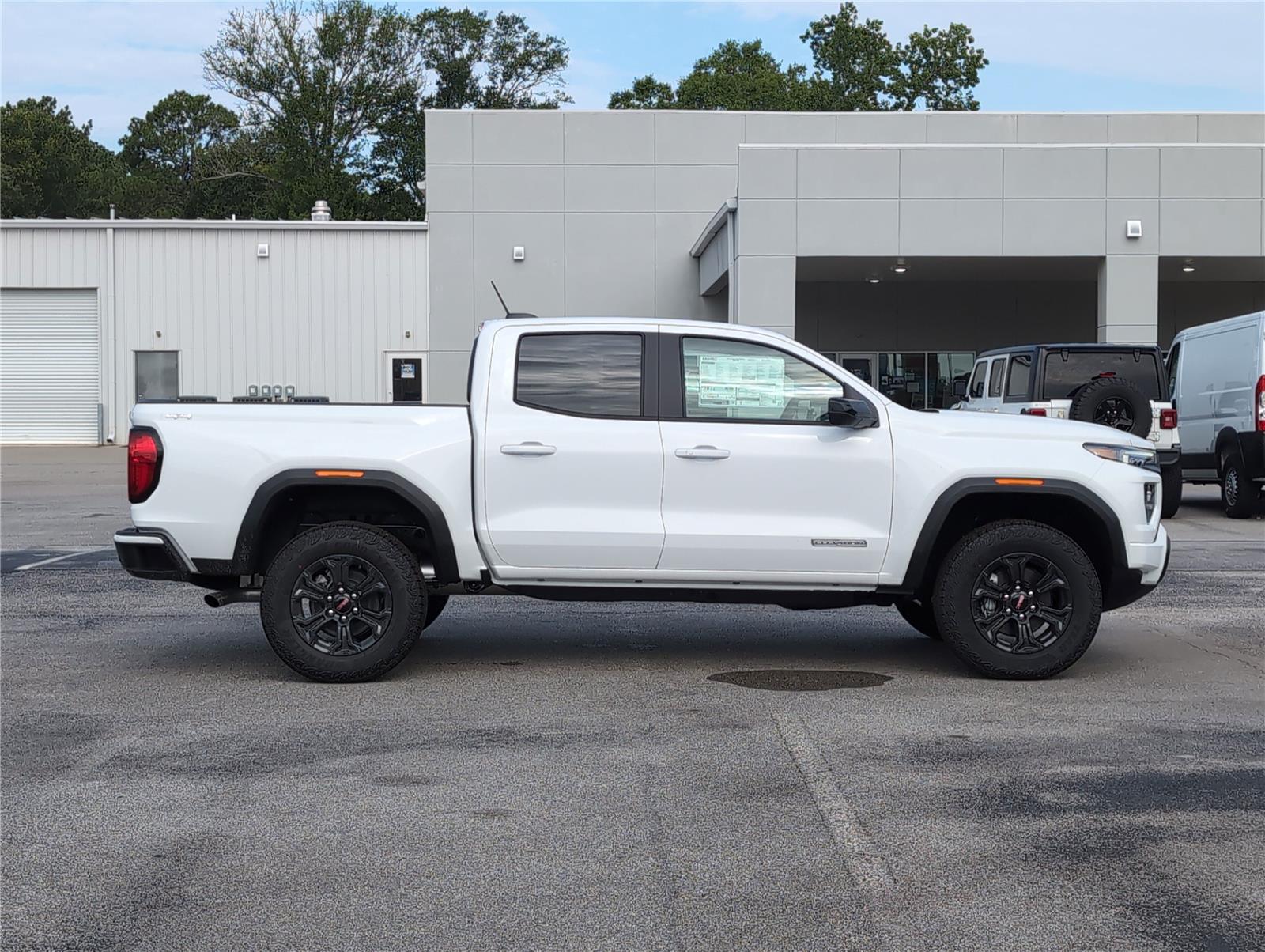 2025 Gmc Canyon Elevation photo 2