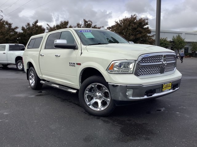 2018 Ram 1500 Laramie photo 2