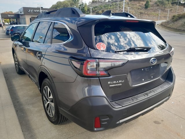 2021 Subaru Outback Premium photo 2