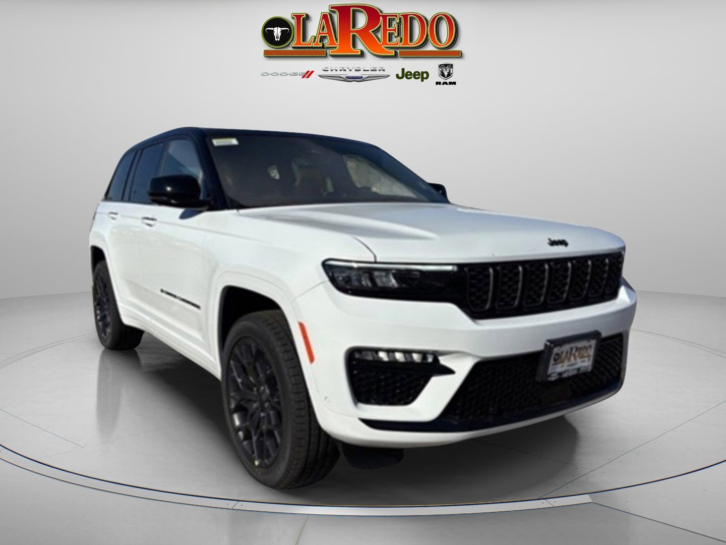 2025 Jeep Grand Cherokee Summit's photo