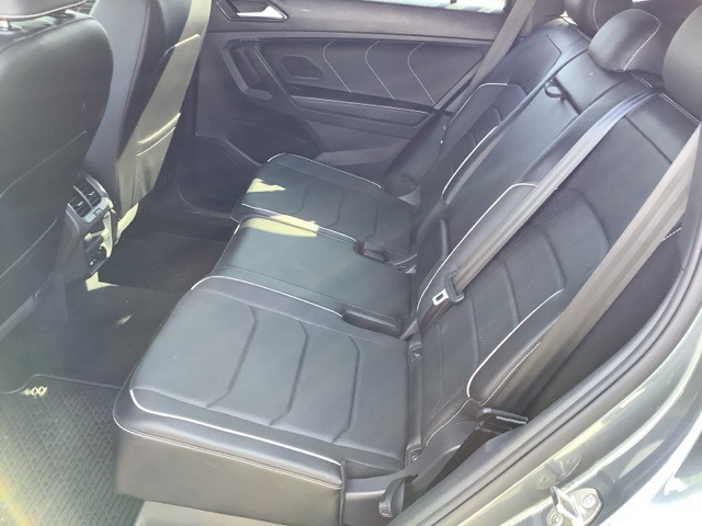 2022 Volkswagen Tiguan SEL R-Line Black photo 15