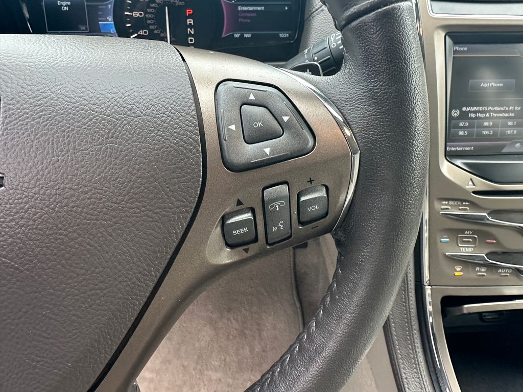 2015 Lincoln MKX Base photo 17