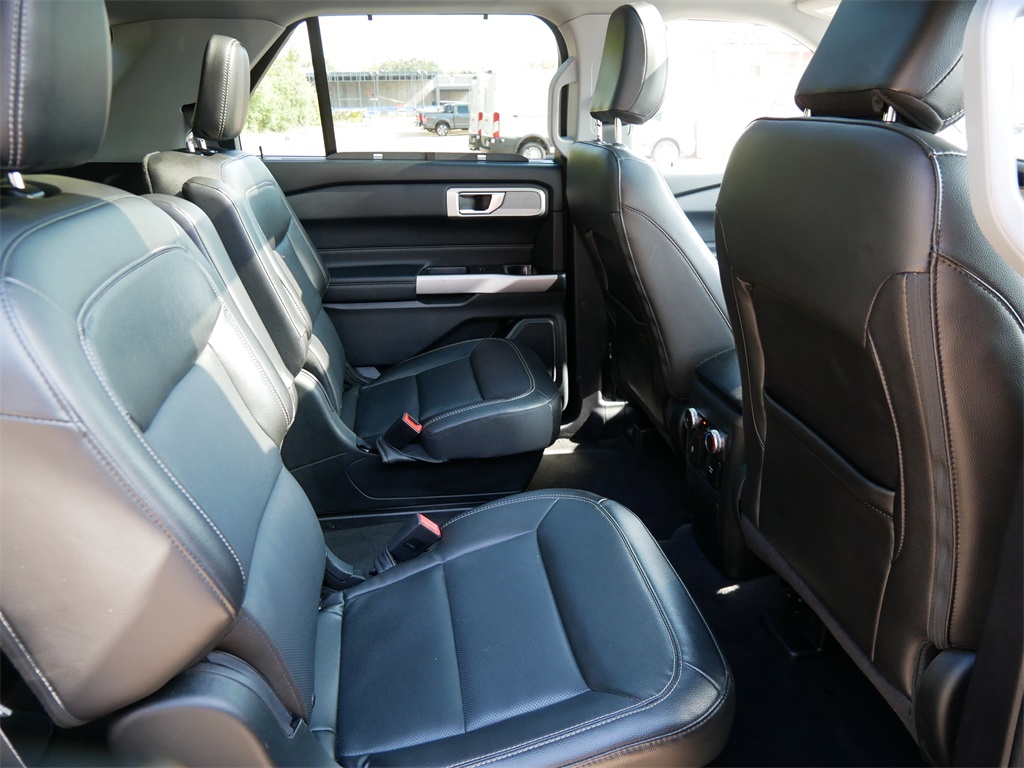 2022 Ford Explorer Limited photo 8