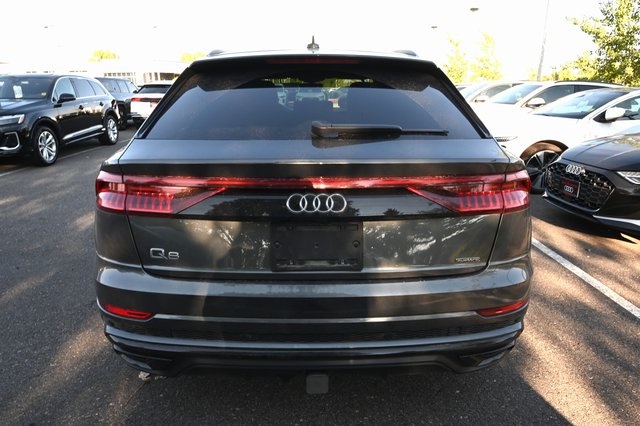 2021 Audi Q8 55 Prestige photo 3