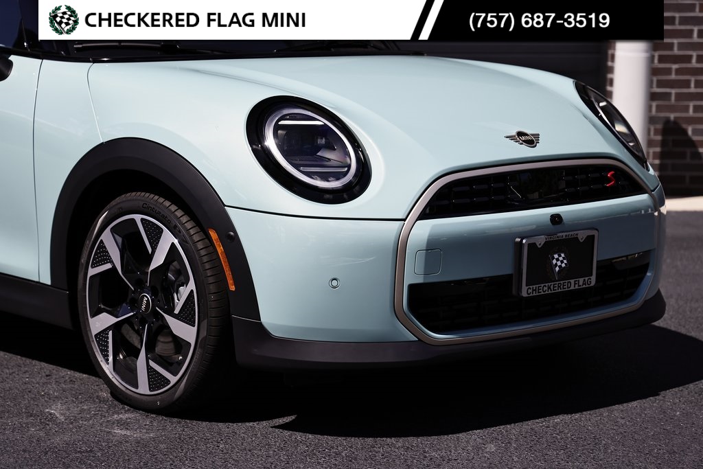2025 Mini Cooper S Iconic photo 2