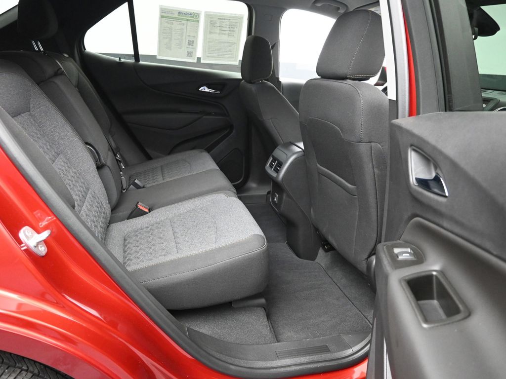 2022 Chevrolet Equinox LT photo 6