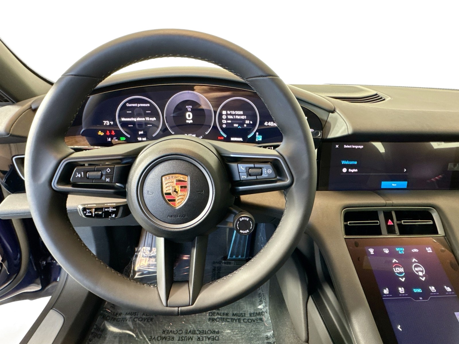 2025 Porsche Taycan 4 photo 13