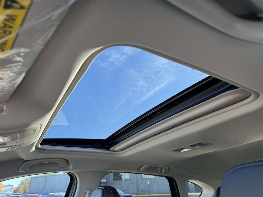 2025 Mazda CX-5 2.5 S Preferred photo 4