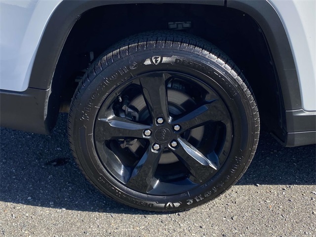 2023 Jeep Grand Cherokee Altitude photo 8