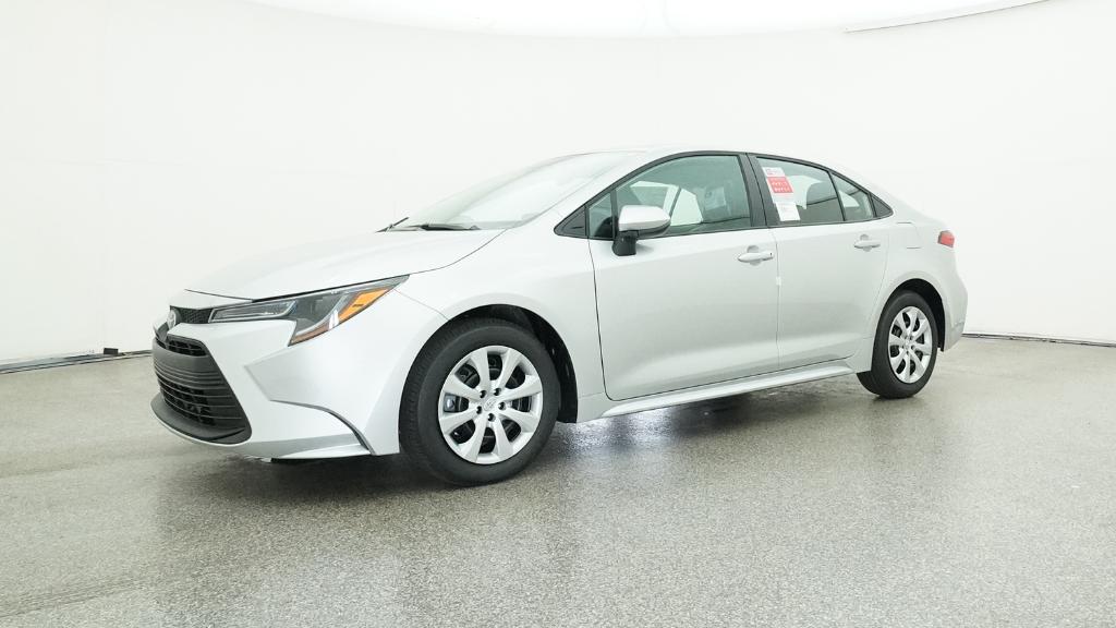 2025 Toyota Corolla LE photo 5