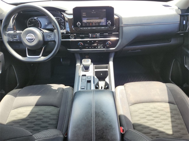2022 Nissan Pathfinder S photo 14